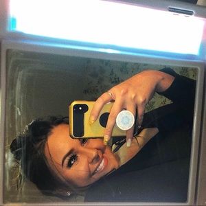 Meet your Posher, Merey